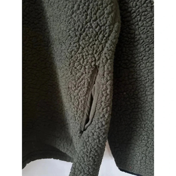 PINK Victoria’s Secret Women’s size Medium dark green sweater - Picture 5 of 8